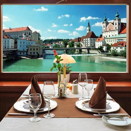 Hotel-Restaurant Minichmayr Штайр Екстер'єр фото