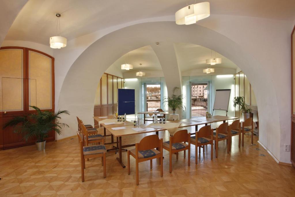 Hotel-Restaurant Minichmayr Штайр Екстер'єр фото