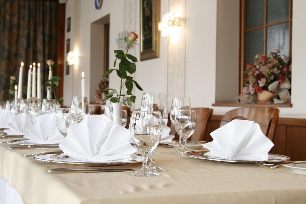 Hotel-Restaurant Minichmayr Штайр Екстер'єр фото