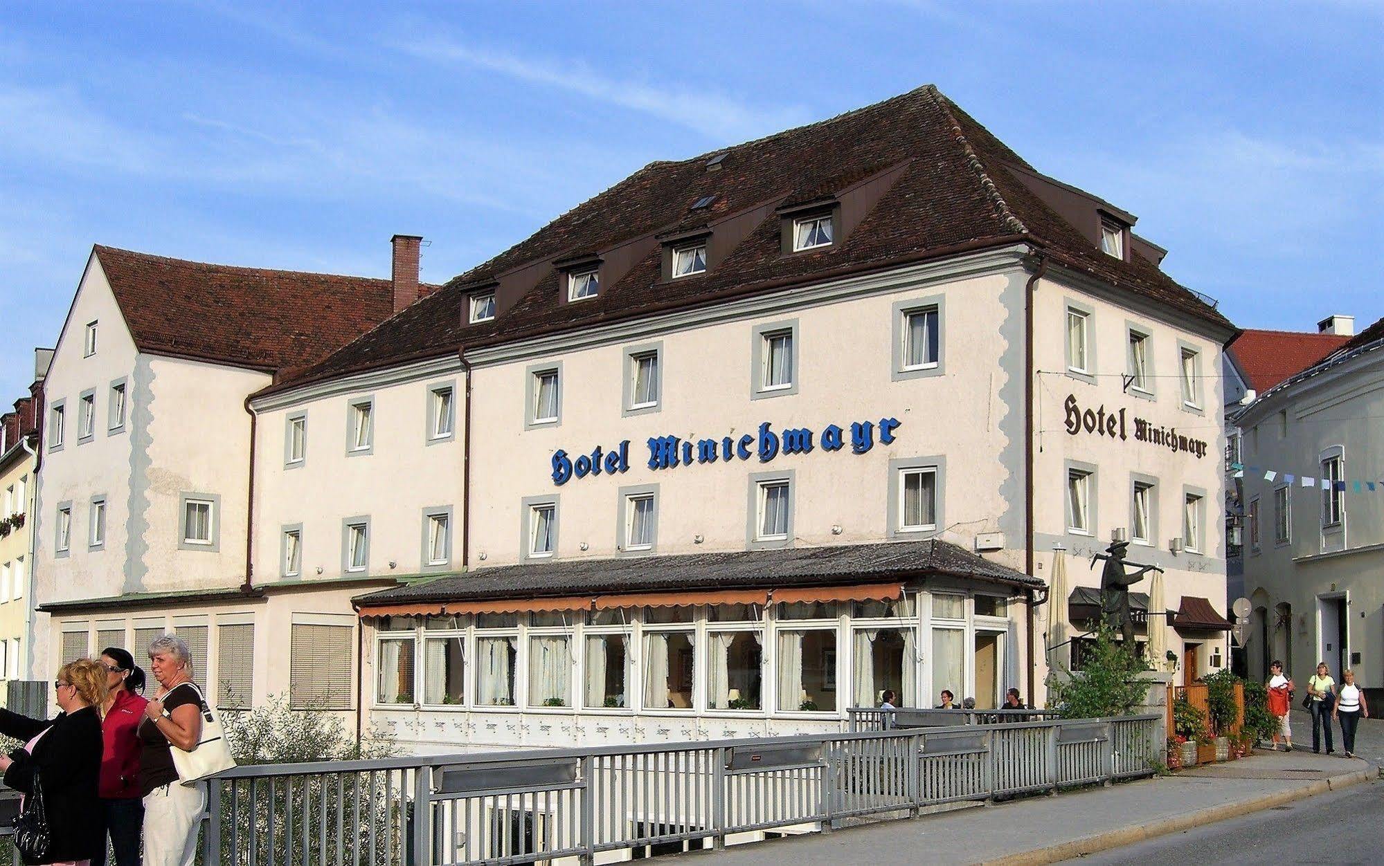Hotel-Restaurant Minichmayr Штайр Екстер'єр фото